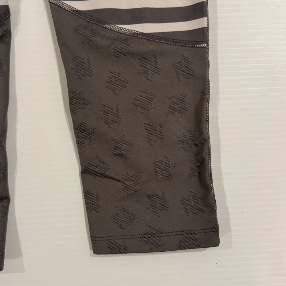 Rabbit Capri Striped Tights Womens Size Small - Picture 6 of 7